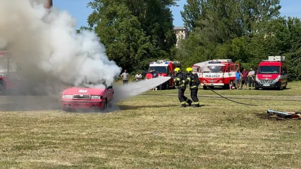 Oslavy 120 let SDH Prosenice: Předvedli jsme ukázku vyprošťování a hašení