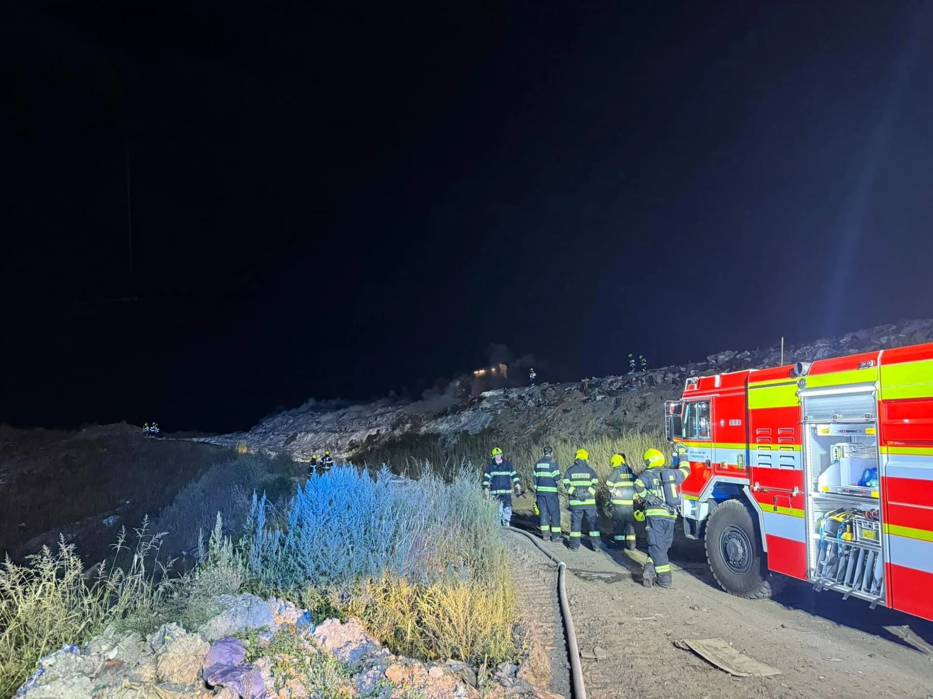 Požár skládky, Hradčany 8.9.2025