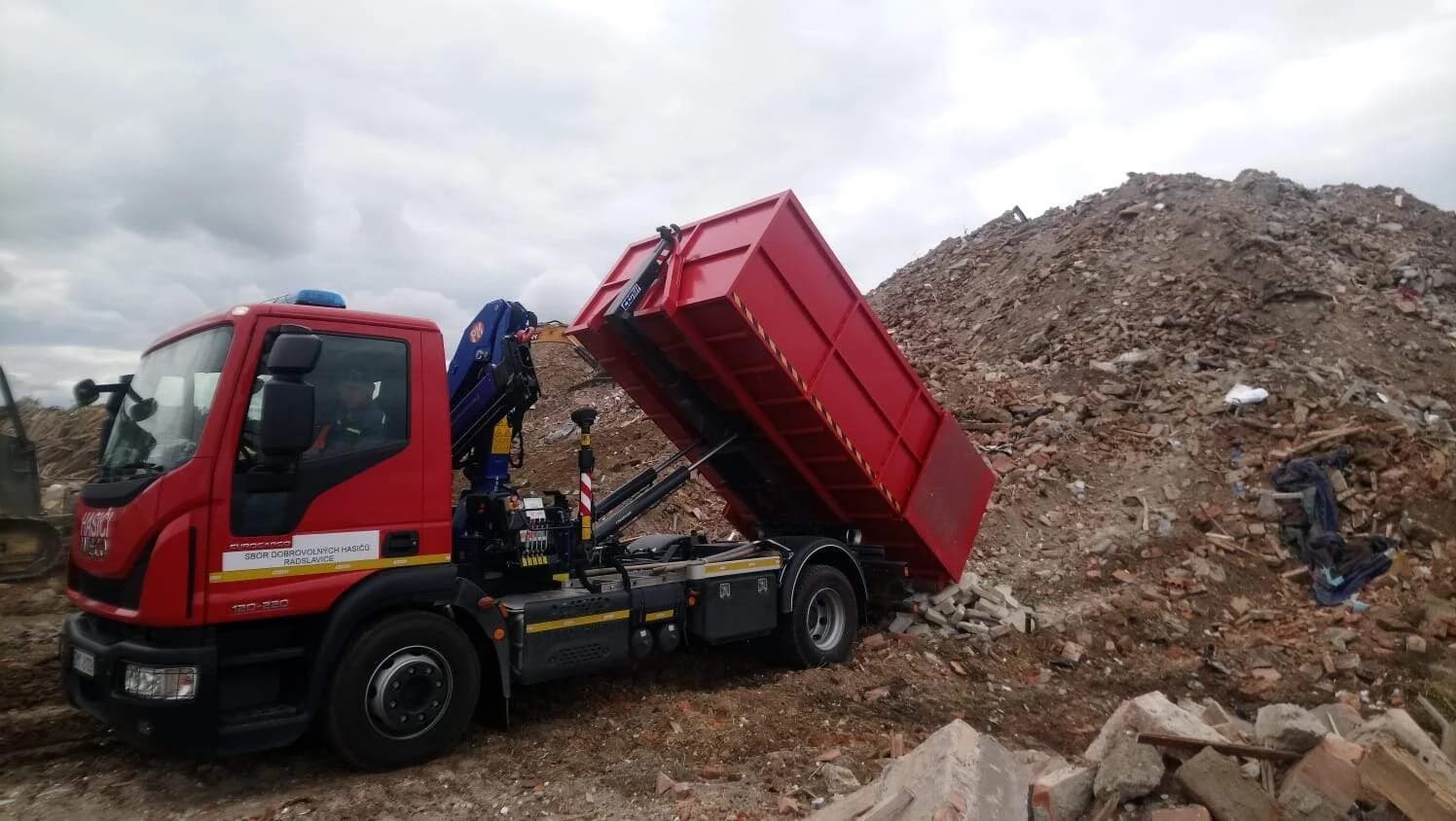 Zásah tornádo jižní Morava