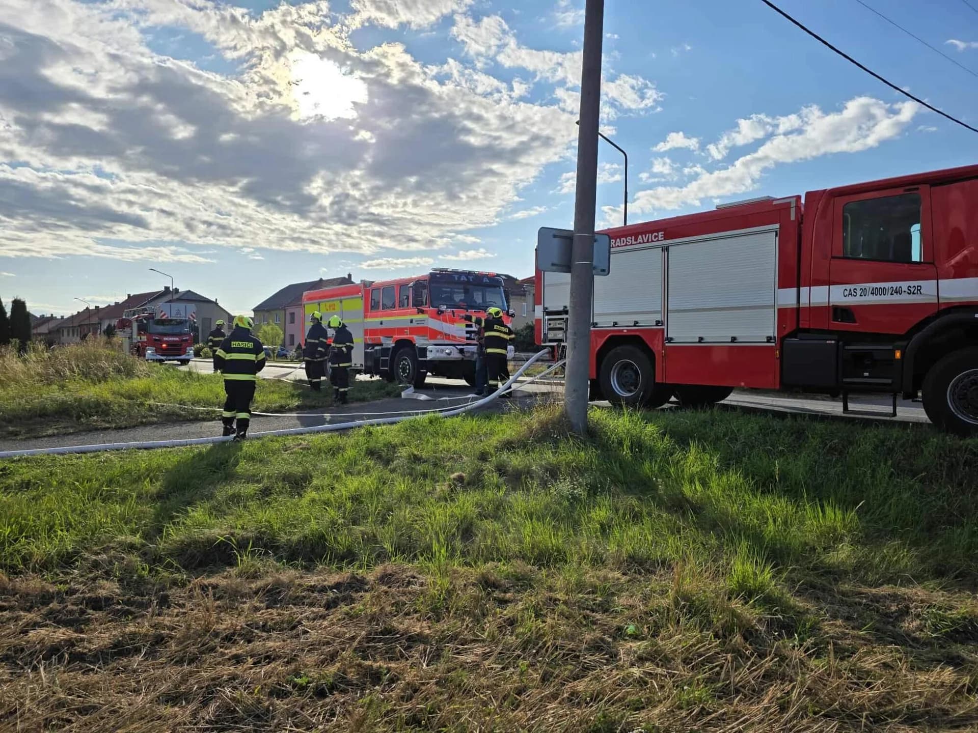 Požár nízké budovy Radslavice 23.8.2025